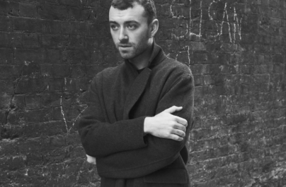 Ο Sam Smith μοιράζεται το τραγούδι «Pray» και ανακοινώνει το άλμπουμ «The Thrill Of It All»