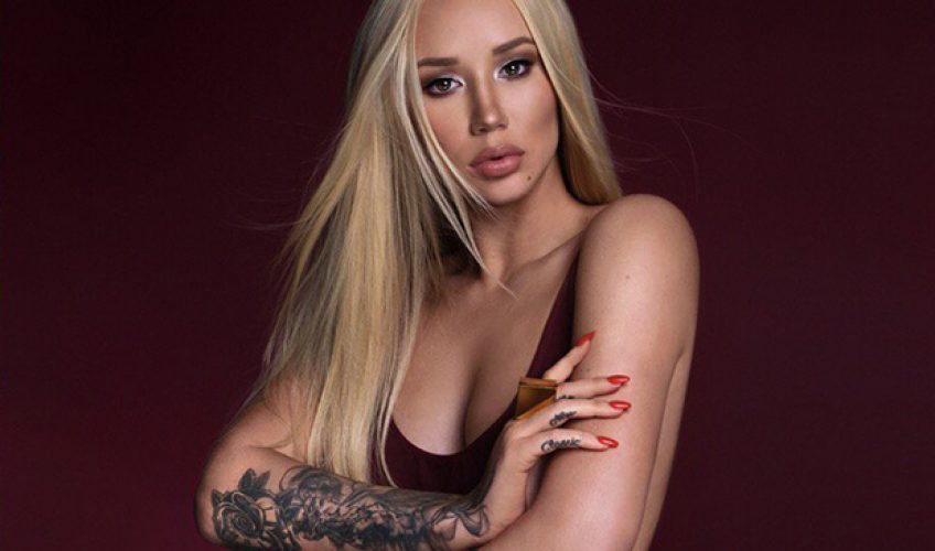 Η Iggy Azalea κυκλοφορεί δωρεάν τέσσερα καινούρια singles