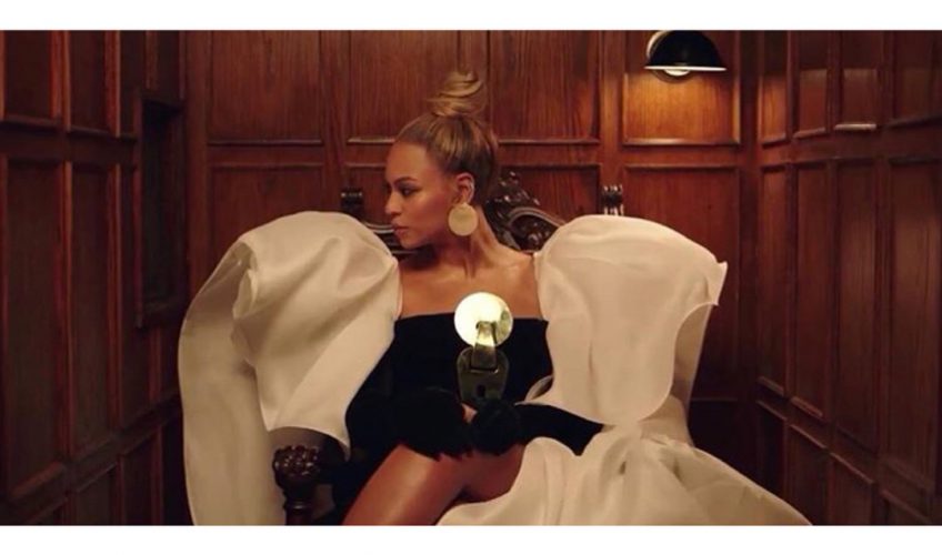 JAY-Z και Beyoncé εμφανίζονται μαζί στο video clip του «Family Feud»
