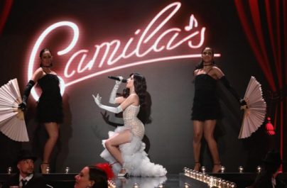 Η Camila Cabello «έκλεψε» τις εντυπώσεις με μία σαγηνευτική παρουσίαση του «Havana»