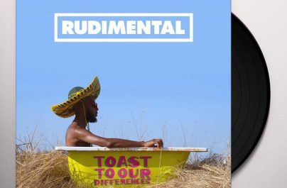 Οι Rudimental κυκλοφορούν το πολυαναμενόμενο album τους Toast To Our Differences, το οποίο μοιάζει με ένα πραγματικό greatest hits.