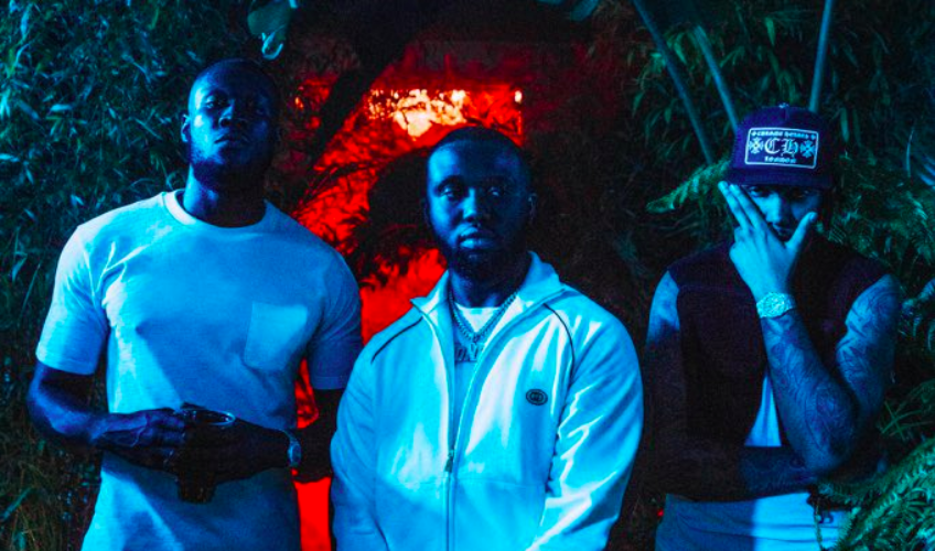 Ο 25χρονος rapper Headie One γεννήθηκε και μεγάλωσε στους δρόμους του Tottenham και γρήγορα έγινε ένα από τα πιο γνωστά ονόματα της underground σκηνής.