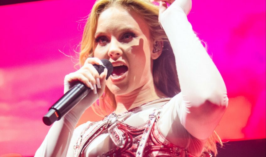 Η Zara Larsson υπόσχεται φθηνότερα εισιτήρια στην επόμενη περιοδεία της μετά τις αντιδράσεις